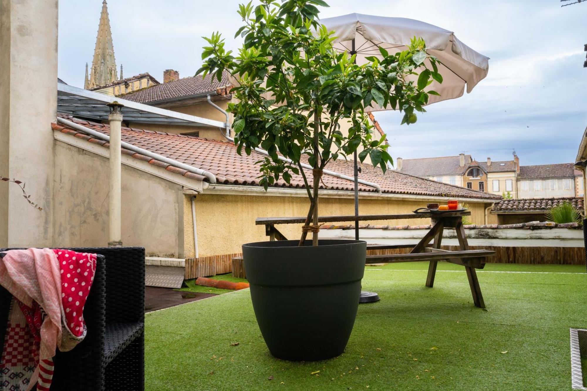 Hotel Le Loft Trie-sur-Baise Luaran gambar