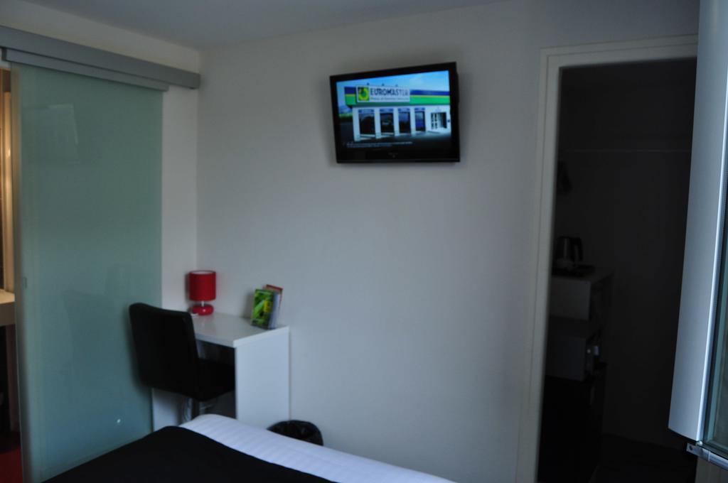 Hotel Le Loft Trie-sur-Baise Luaran gambar