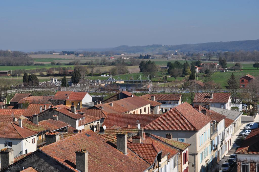 Hotel Le Loft Trie-sur-Baise Luaran gambar