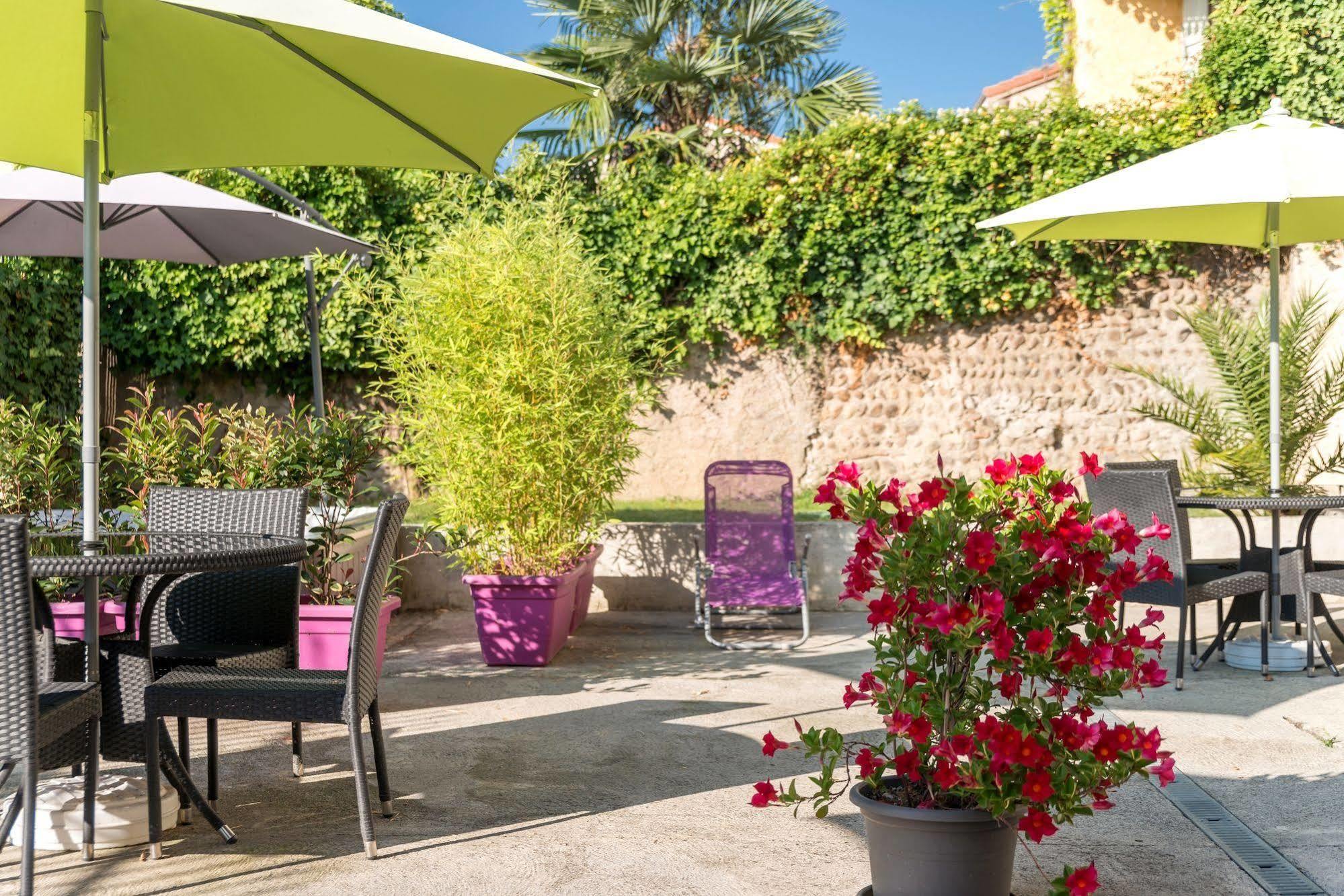 Hotel Le Loft Trie-sur-Baise Luaran gambar